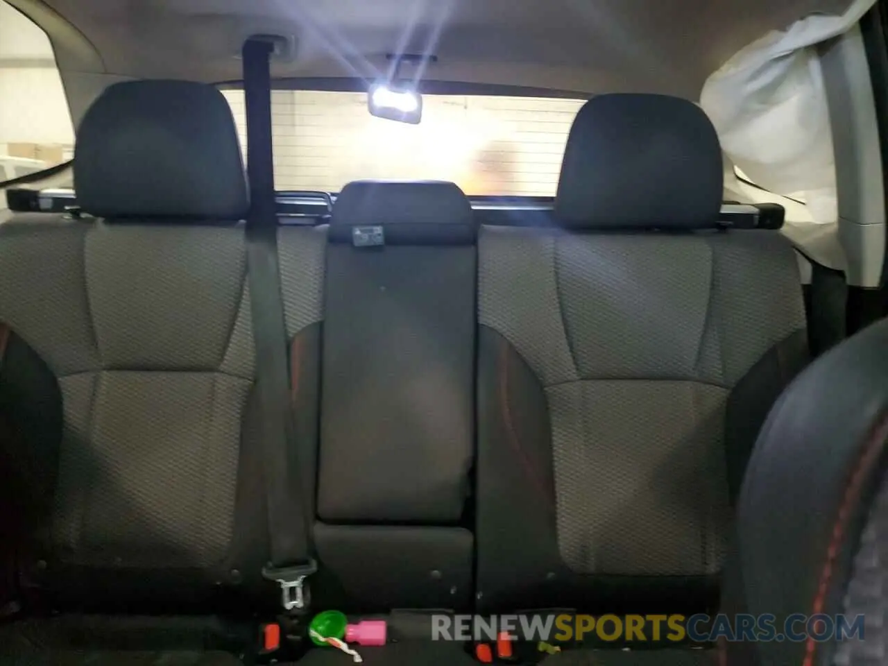 10 fotografías del automóvil dañado JF2SKALC8LH551248 SUBARU FORESTER 2020