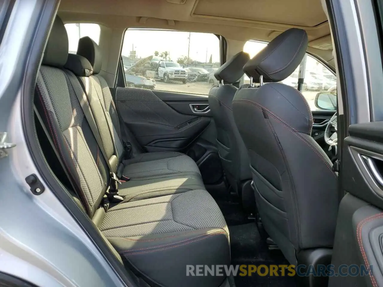 12 fotografías del automóvil dañado JF2SKAMC0LH455242 SUBARU FORESTER 2020