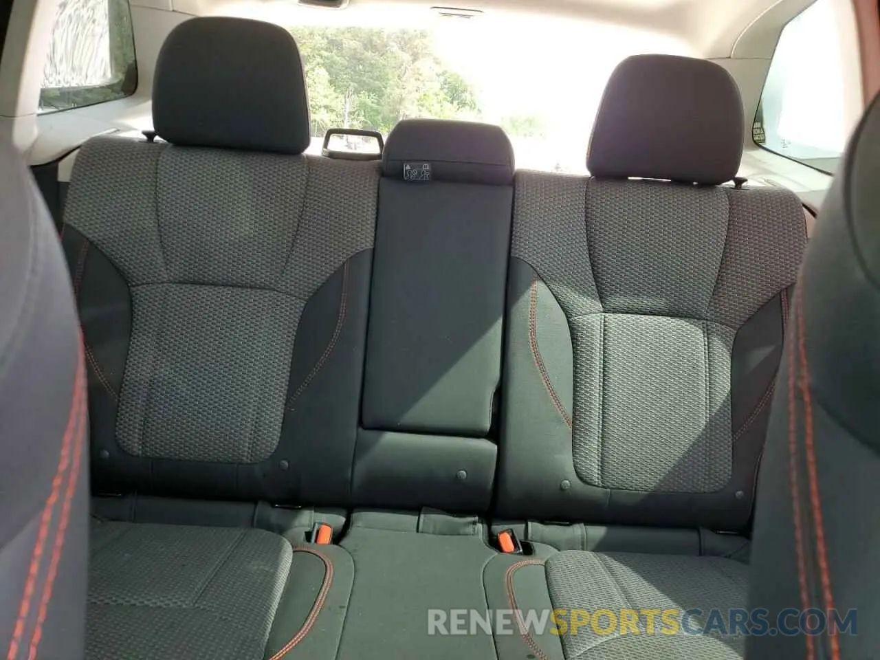 10 fotografías del automóvil dañado JF2SKARC2LH498599 SUBARU FORESTER 2020