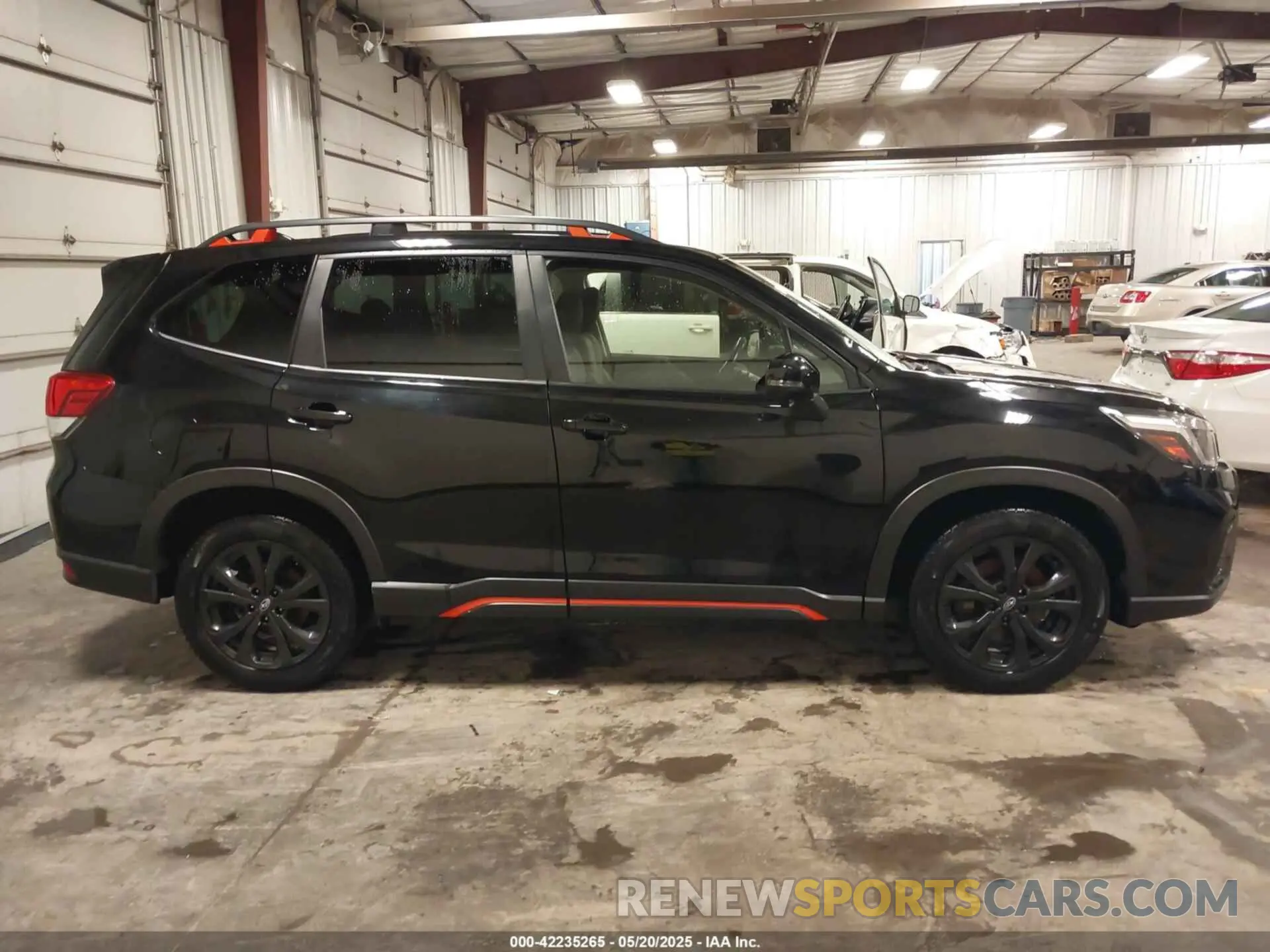 14 fotografías del automóvil dañado JF2SKARC3LH483206 SUBARU FORESTER 2020