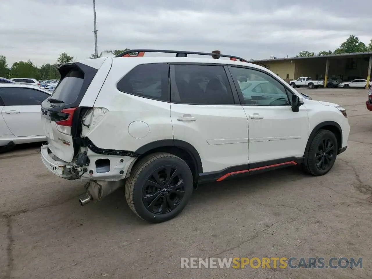 3 fotografías del automóvil dañado JF2SKARC5LH428286 SUBARU FORESTER 2020