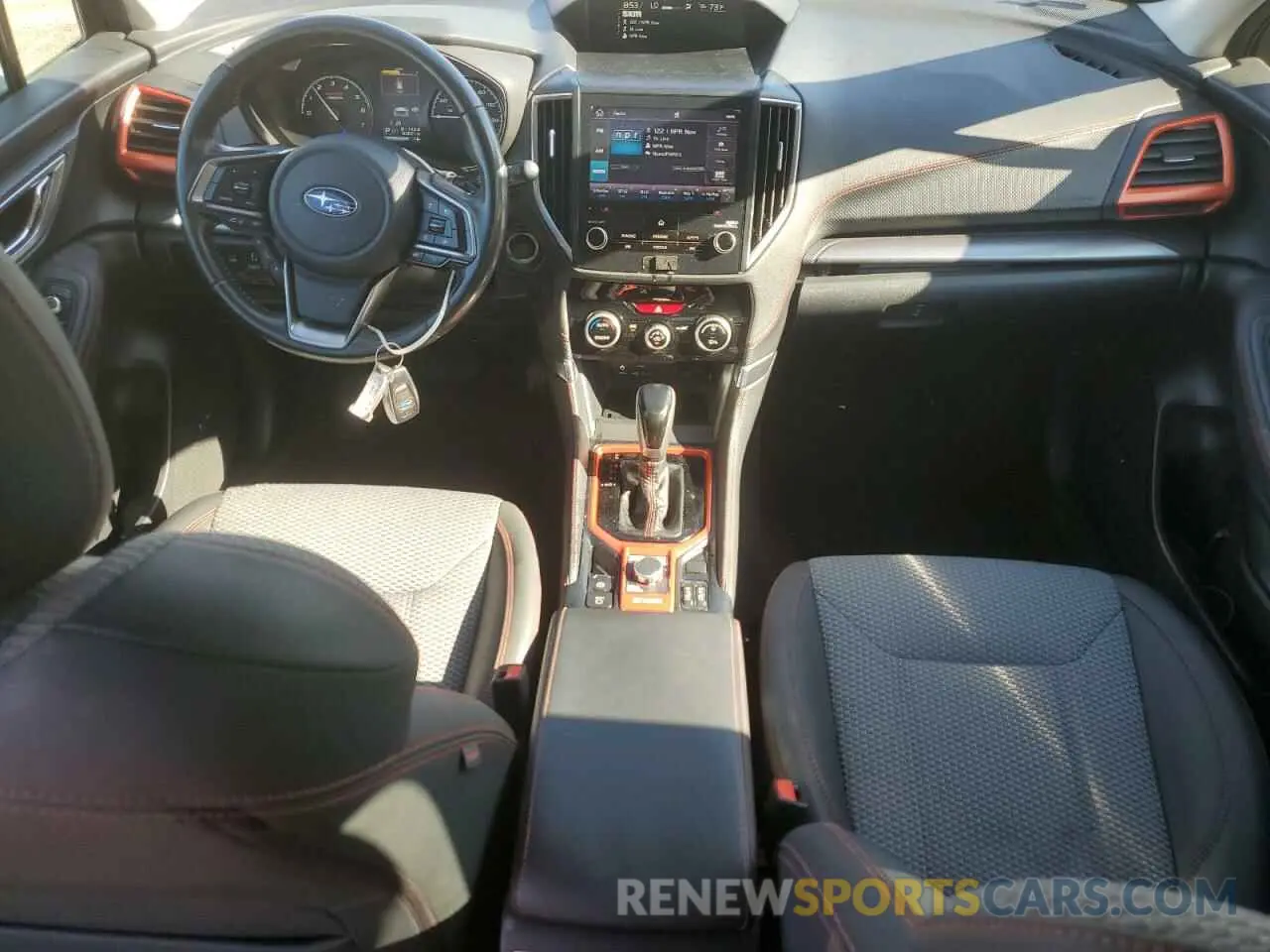 8 fotografías del automóvil dañado JF2SKARC7LH429651 SUBARU FORESTER 2020