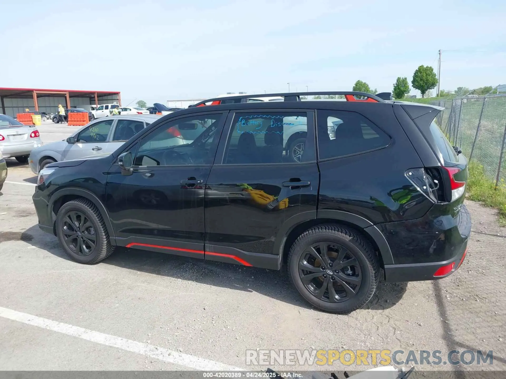 15 fotografías del automóvil dañado JF2SKARC7LH538949 SUBARU FORESTER 2020