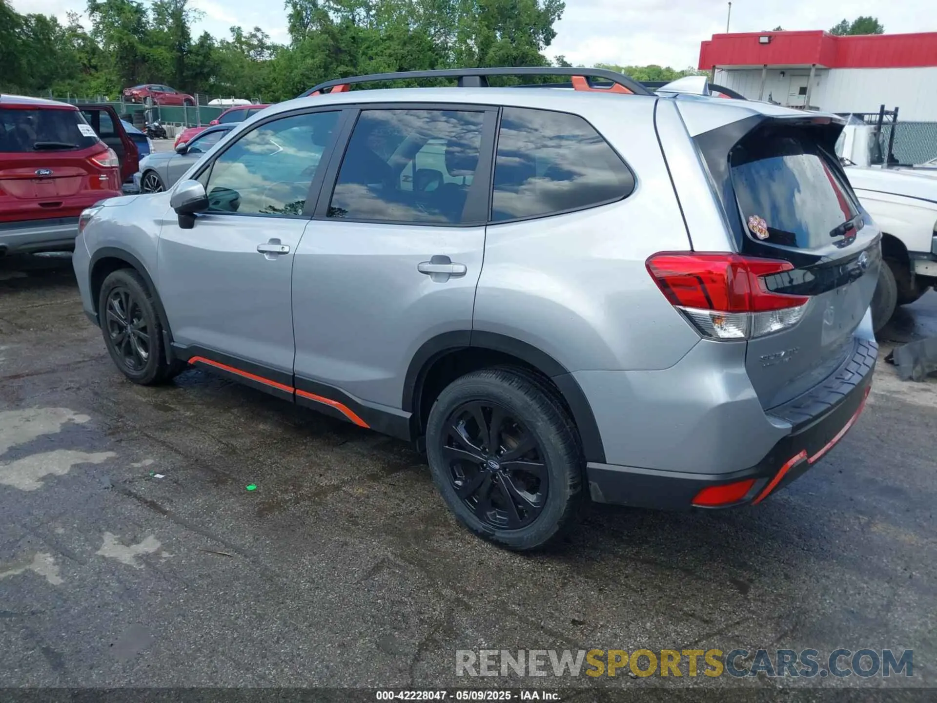 3 fotografías del automóvil dañado JF2SKARC8LH428900 SUBARU FORESTER 2020