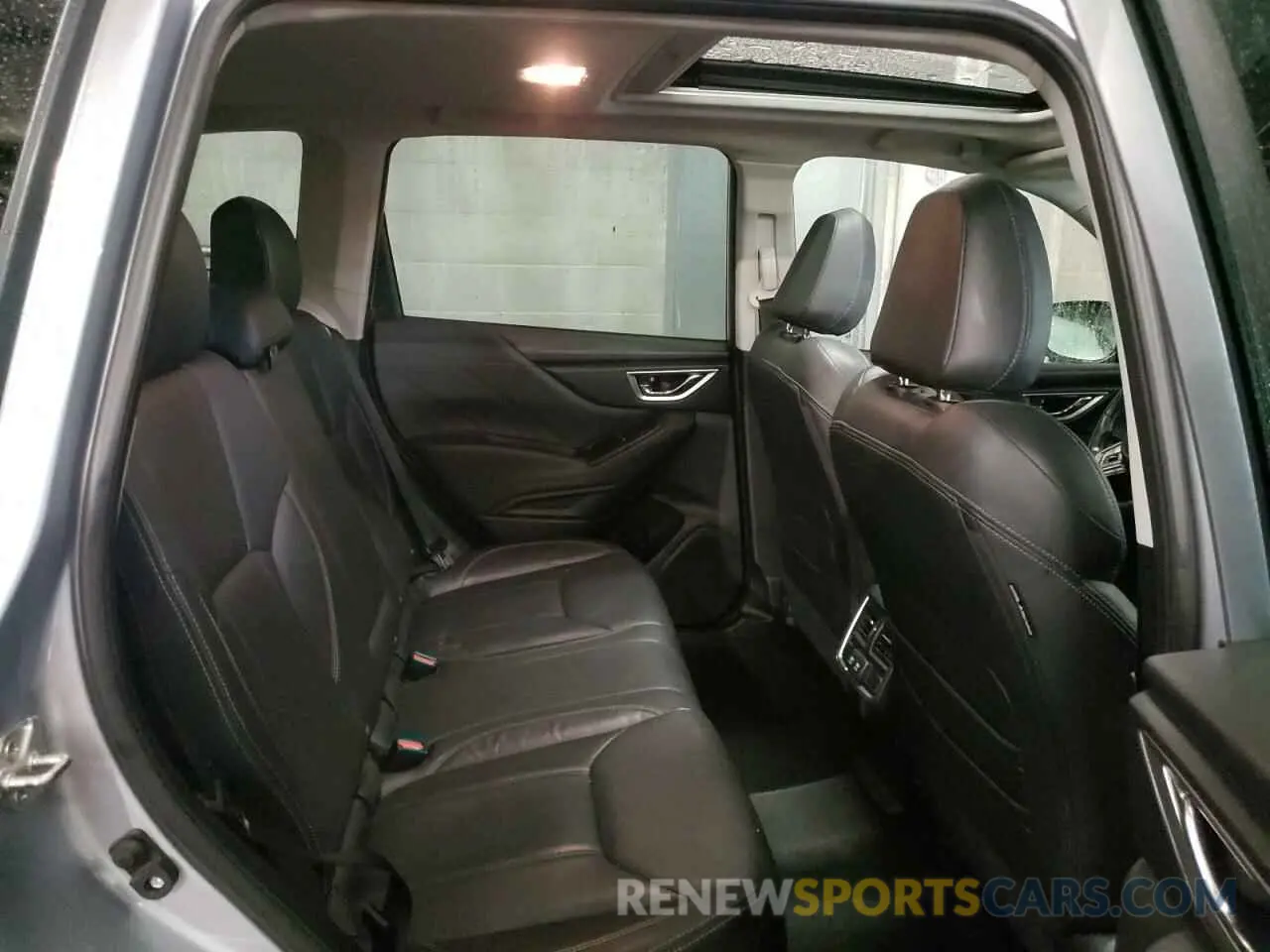 10 fotografías del automóvil dañado JF2SKASC0LH443112 SUBARU FORESTER 2020