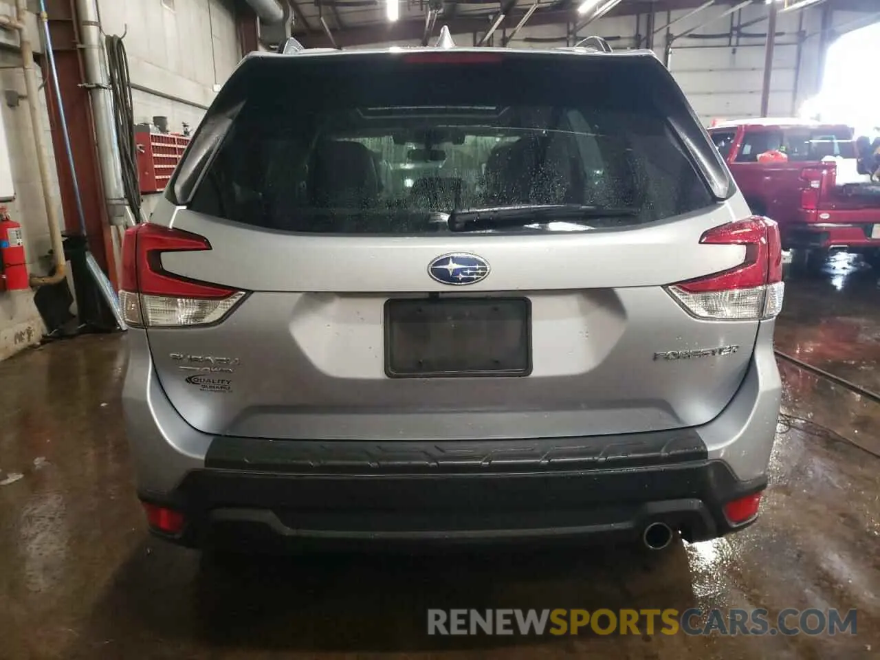 6 fotografías del automóvil dañado JF2SKASC0LH443112 SUBARU FORESTER 2020