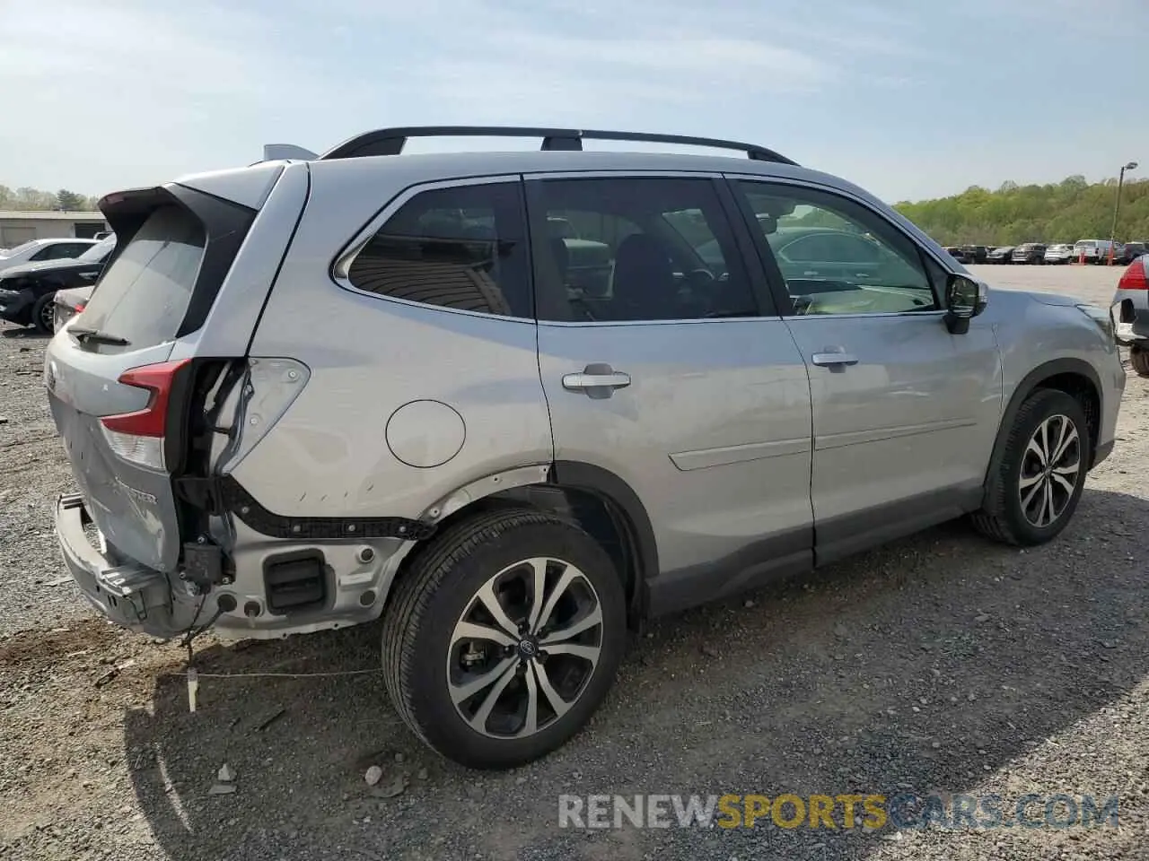 3 fotografías del automóvil dañado JF2SKAUC3LH407329 SUBARU FORESTER 2020