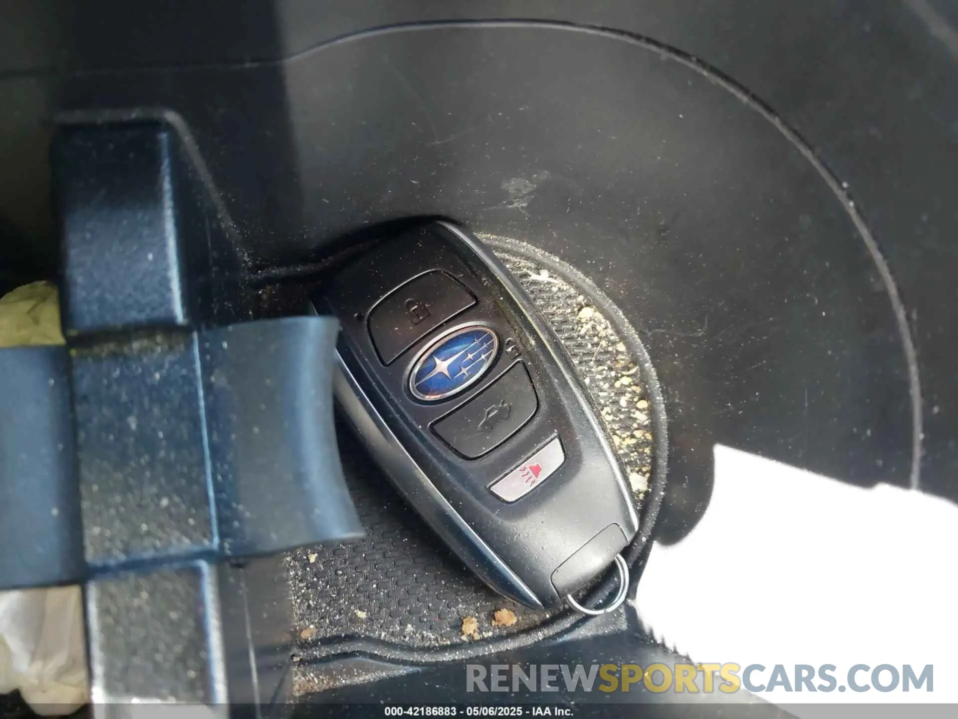 11 fotografías del automóvil dañado JF2SKAUC3LH457471 SUBARU FORESTER 2020