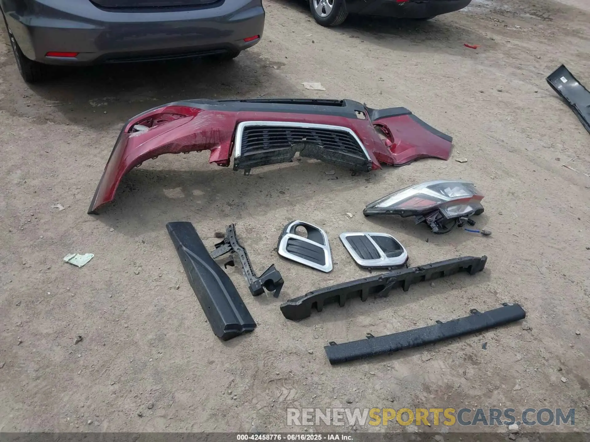 12 fotografías del automóvil dañado JF2SKAUC3LH473668 SUBARU FORESTER 2020