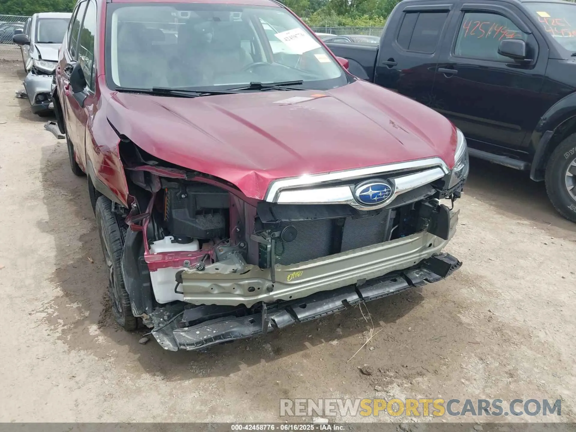 6 fotografías del automóvil dañado JF2SKAUC3LH473668 SUBARU FORESTER 2020