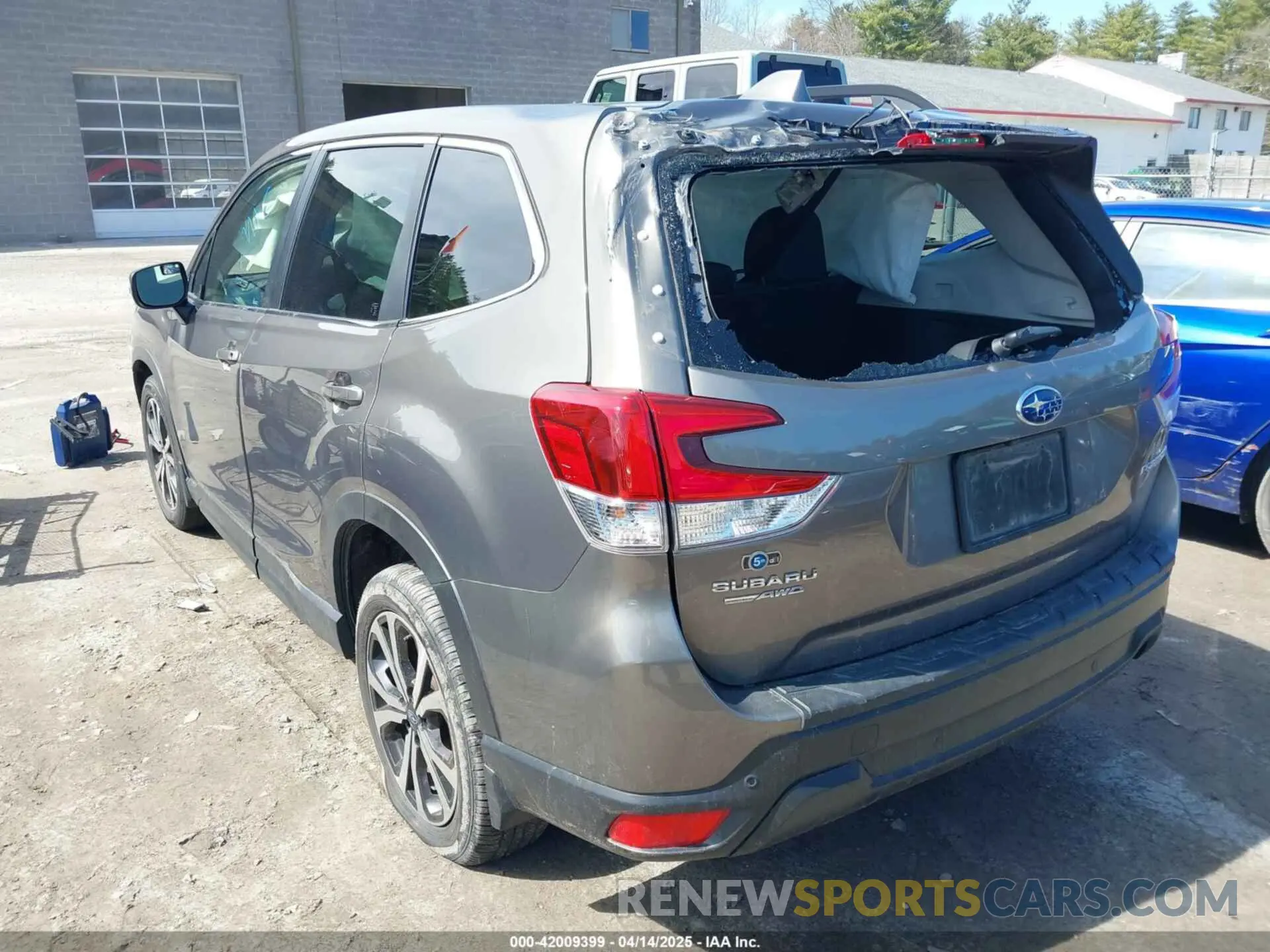 14 fotografías del automóvil dañado JF2SKAUC6LH480386 SUBARU FORESTER 2020