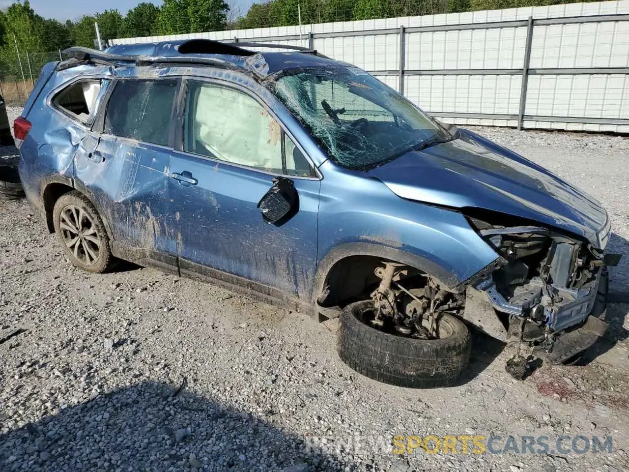 4 fotografías del automóvil dañado JF2SKAUC9LH433644 SUBARU FORESTER 2020