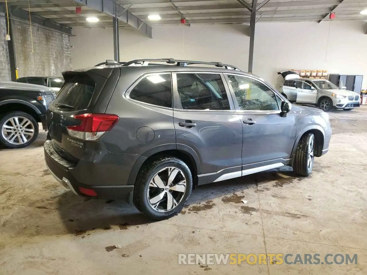 3 fotografías del automóvil dañado JF2SKAXC1LH567074 SUBARU FORESTER 2020