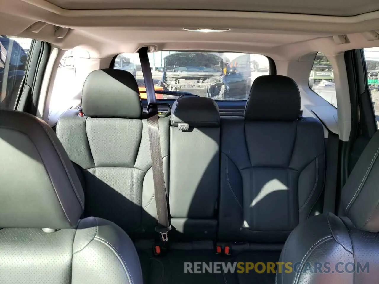 10 fotografías del automóvil dañado JF2SKAXC4LH420697 SUBARU FORESTER 2020
