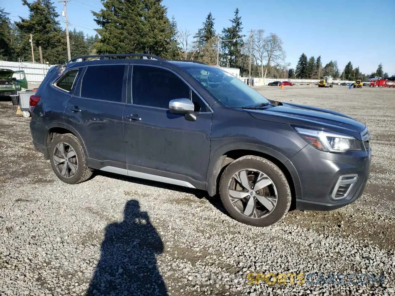 4 fotografías del automóvil dañado JF2SKAXC4LH420697 SUBARU FORESTER 2020