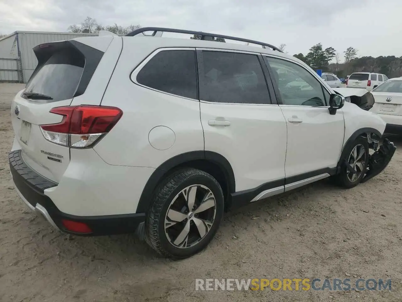 3 fotografías del automóvil dañado JF2SKAXC6LH525287 SUBARU FORESTER 2020