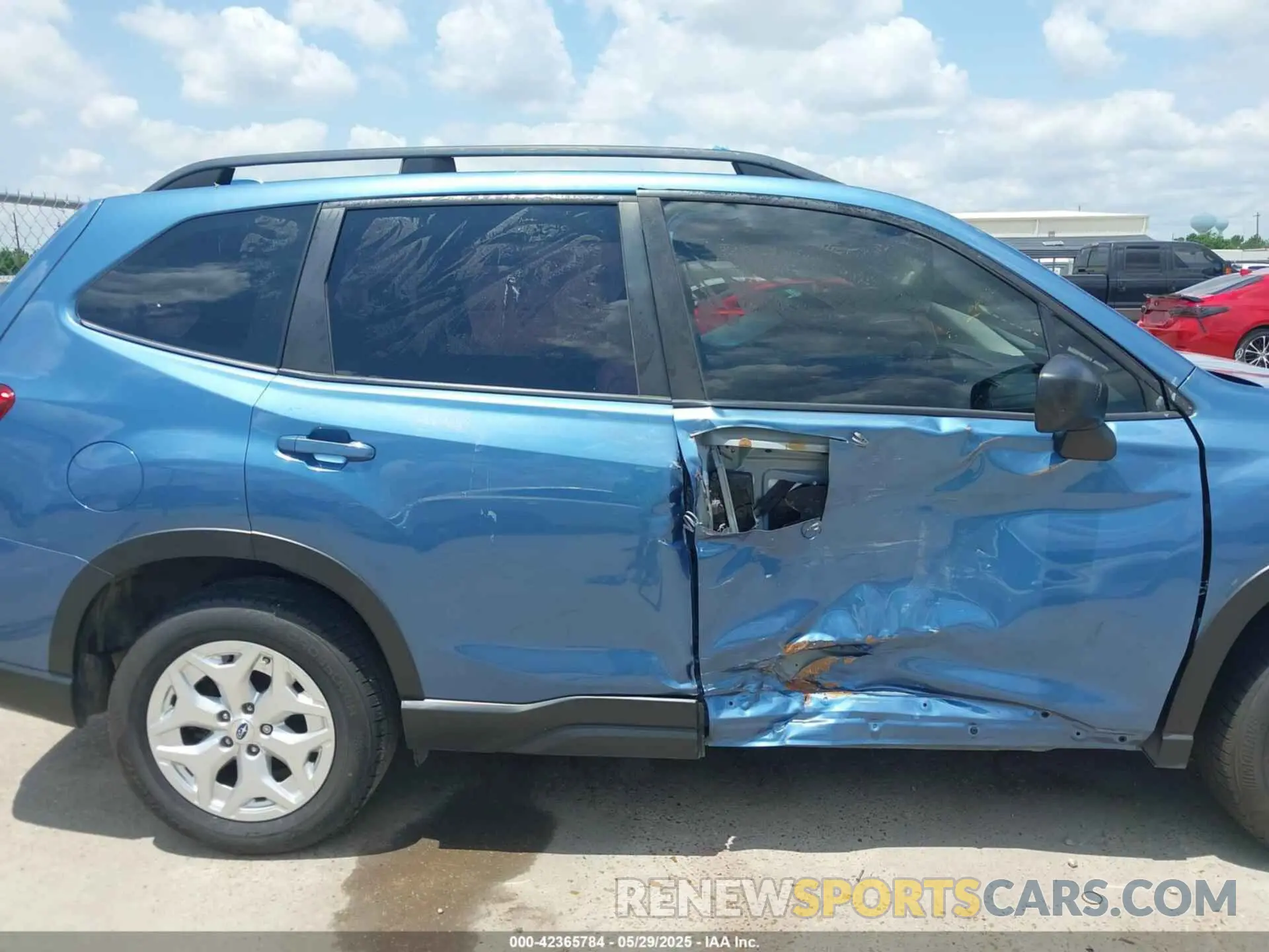 6 fotografías del automóvil dañado JF2SKADC0MH481552 SUBARU FORESTER 2021