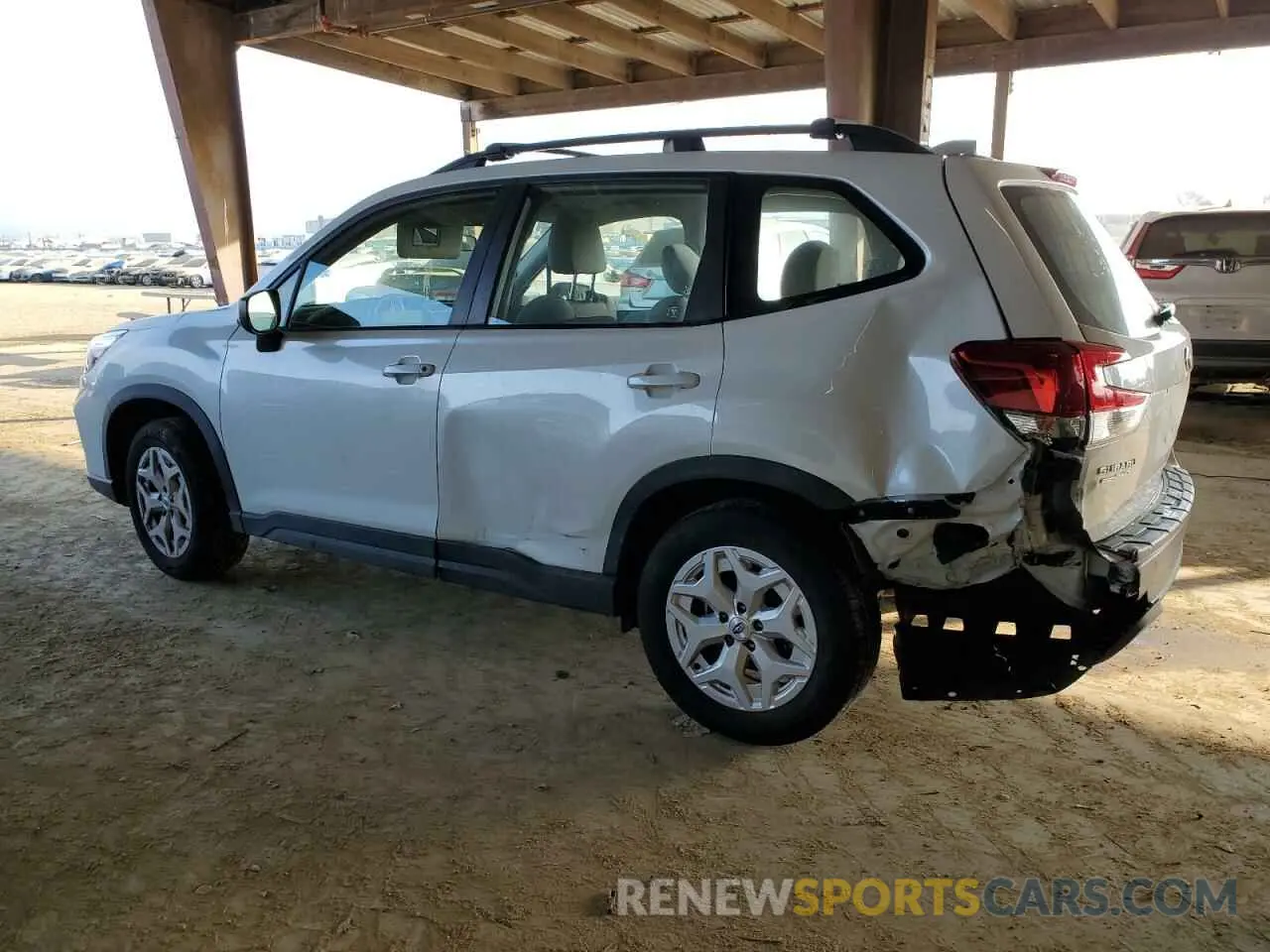 2 fotografías del automóvil dañado JF2SKADC4MH491842 SUBARU FORESTER 2021