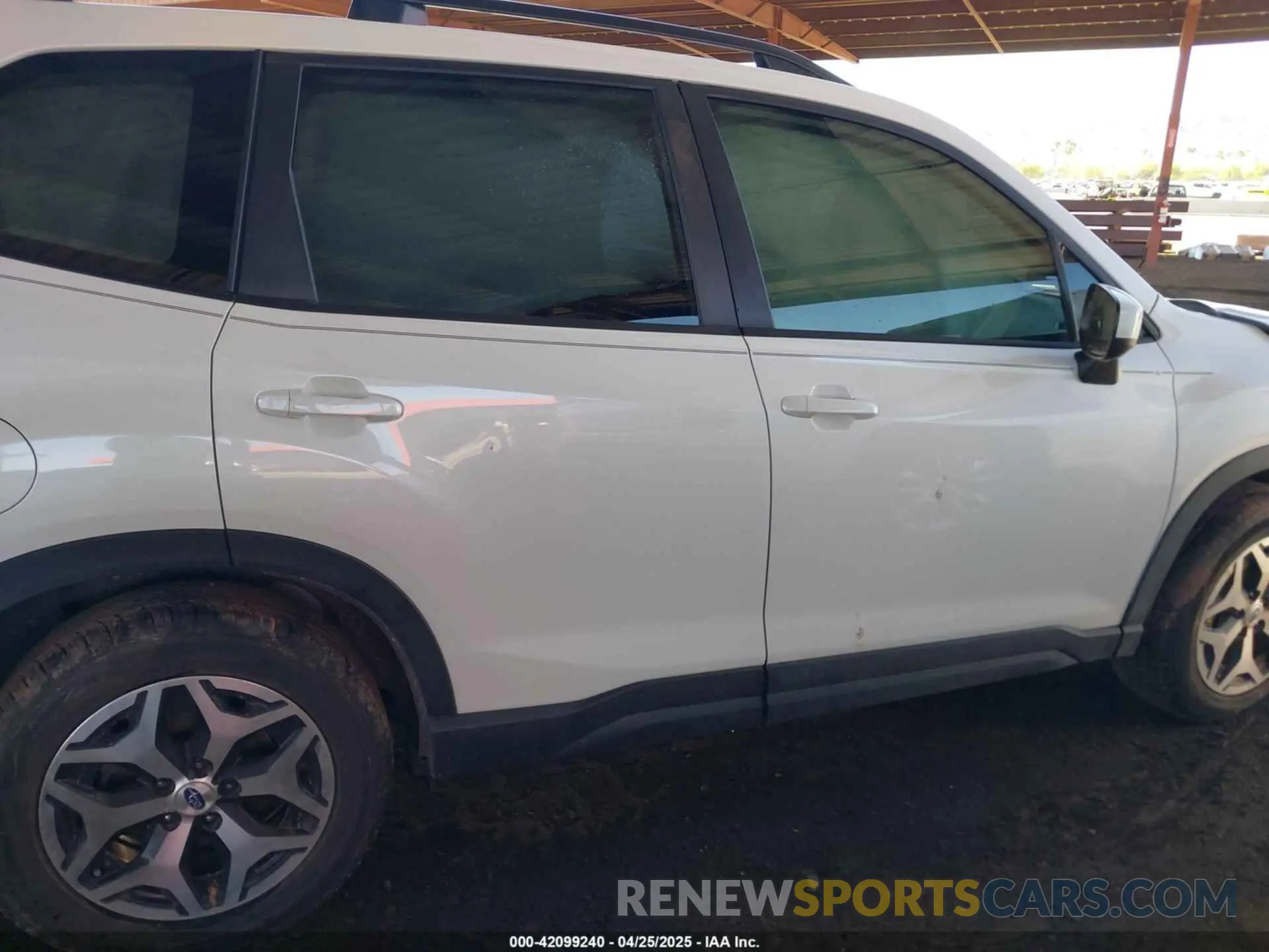 13 fotografías del automóvil dañado JF2SKAFC2MH416828 SUBARU FORESTER 2021