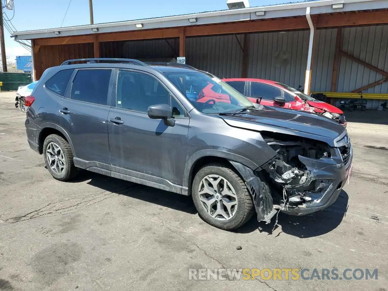 4 fotografías del automóvil dañado JF2SKAFC2MH416845 SUBARU FORESTER 2021