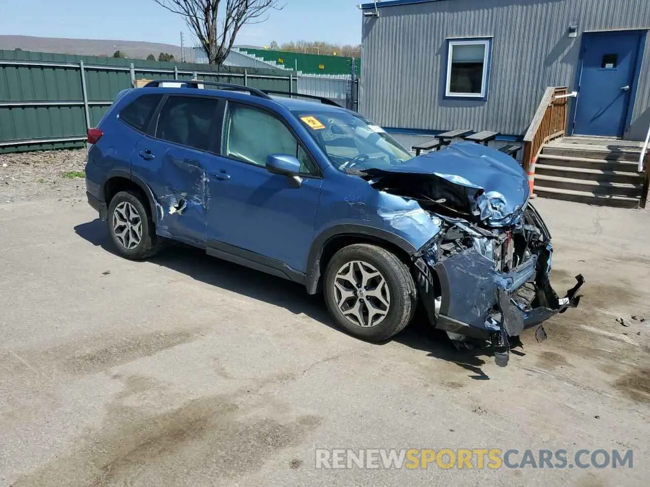 4 fotografías del automóvil dañado JF2SKAFC2MH481193 SUBARU FORESTER 2021