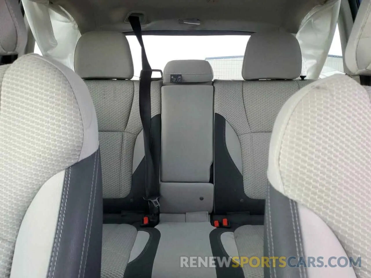 10 fotografías del automóvil dañado JF2SKAFC3MH402632 SUBARU FORESTER 2021