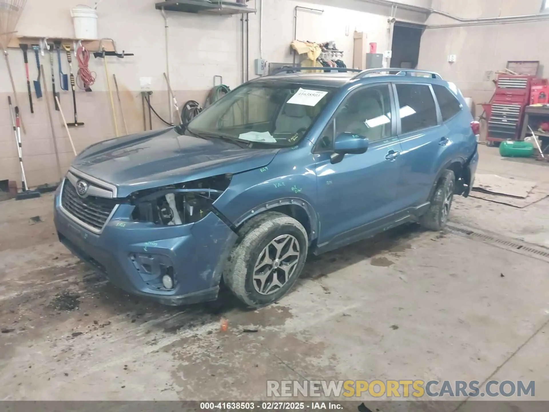 2 fotografías del automóvil dañado JF2SKAFC3MH536525 SUBARU FORESTER 2021