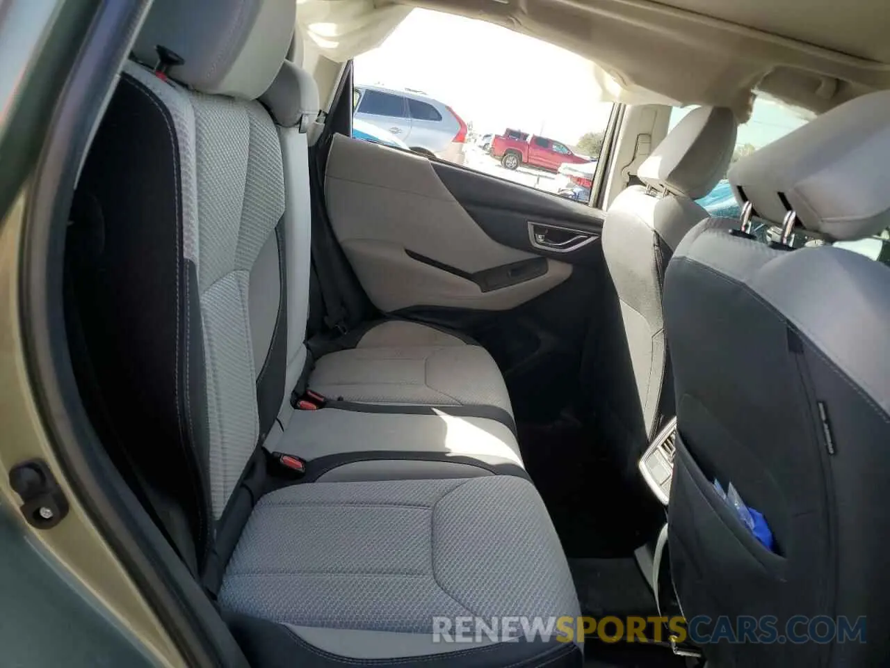 10 fotografías del automóvil dañado JF2SKAFC4MH546934 SUBARU FORESTER 2021