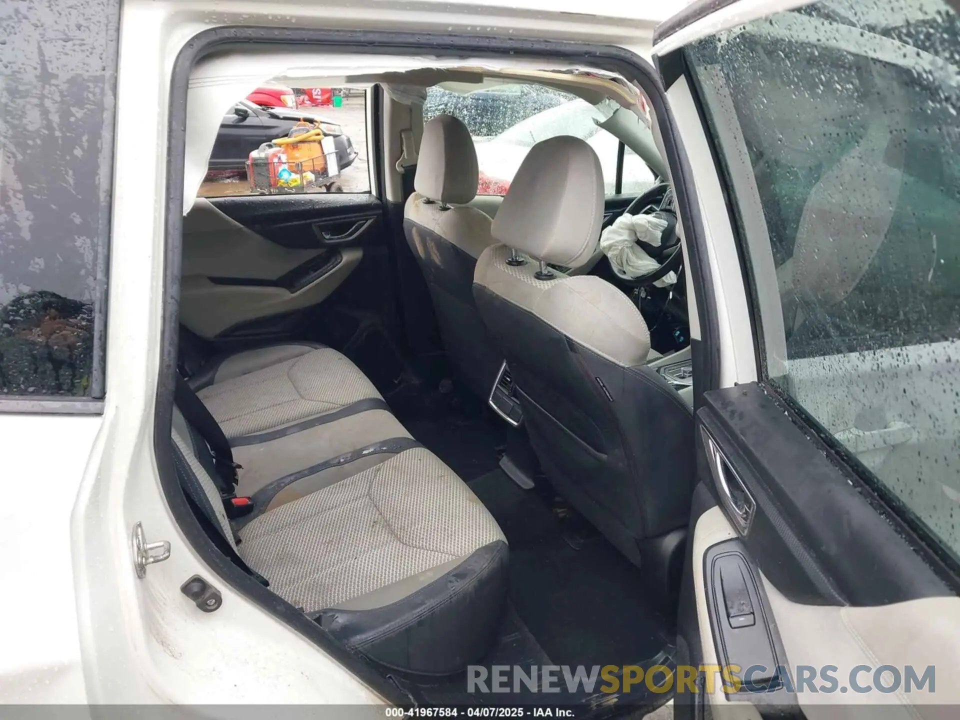 8 fotografías del automóvil dañado JF2SKAFC9MH436610 SUBARU FORESTER 2021