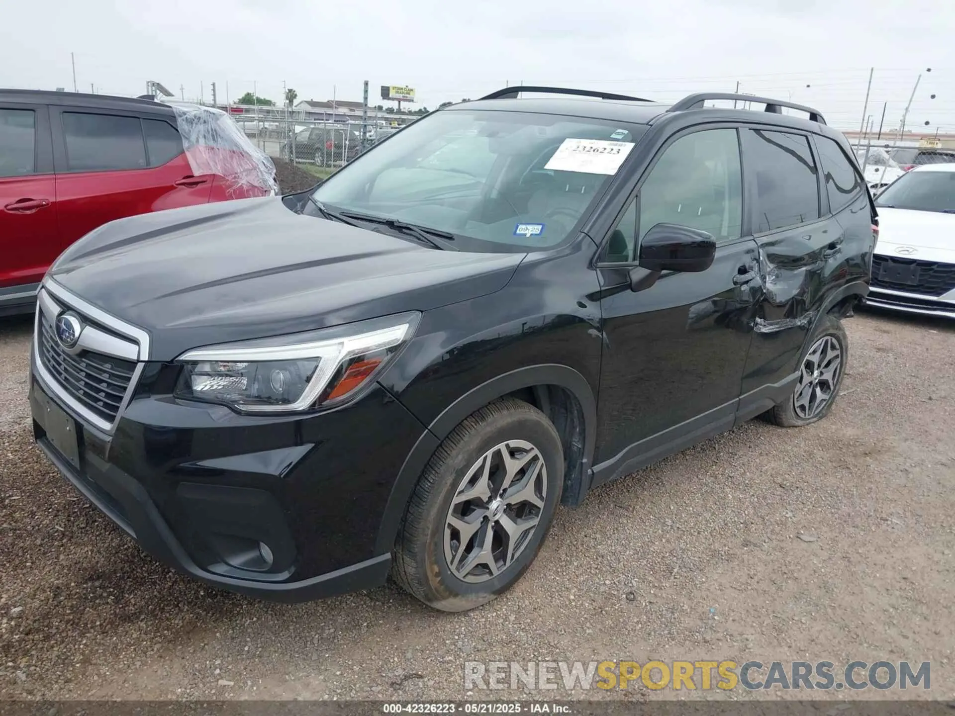 2 fotografías del automóvil dañado JF2SKAFC9MH564491 SUBARU FORESTER 2021