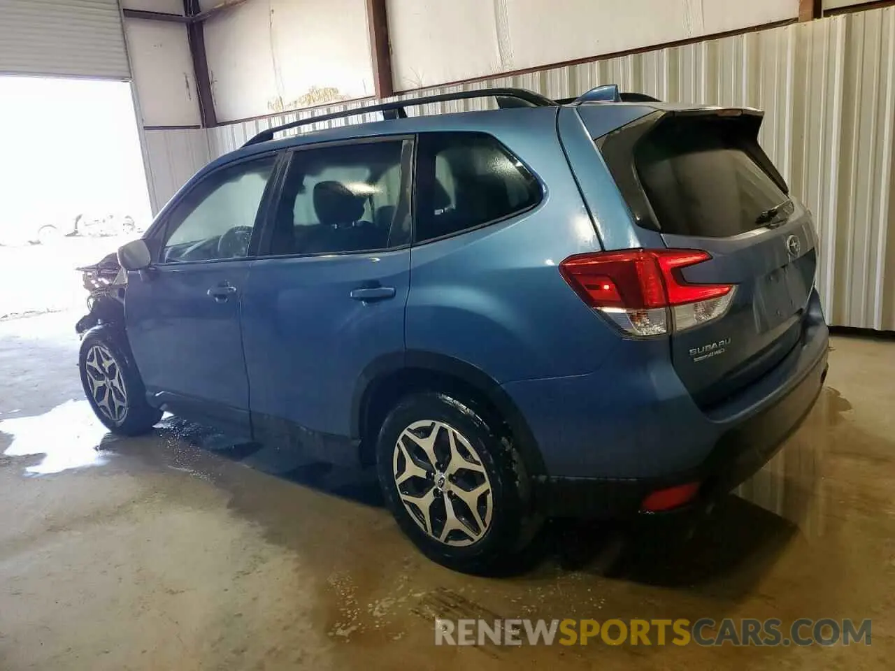 2 fotografías del automóvil dañado JF2SKAJC0MH411621 SUBARU FORESTER 2021