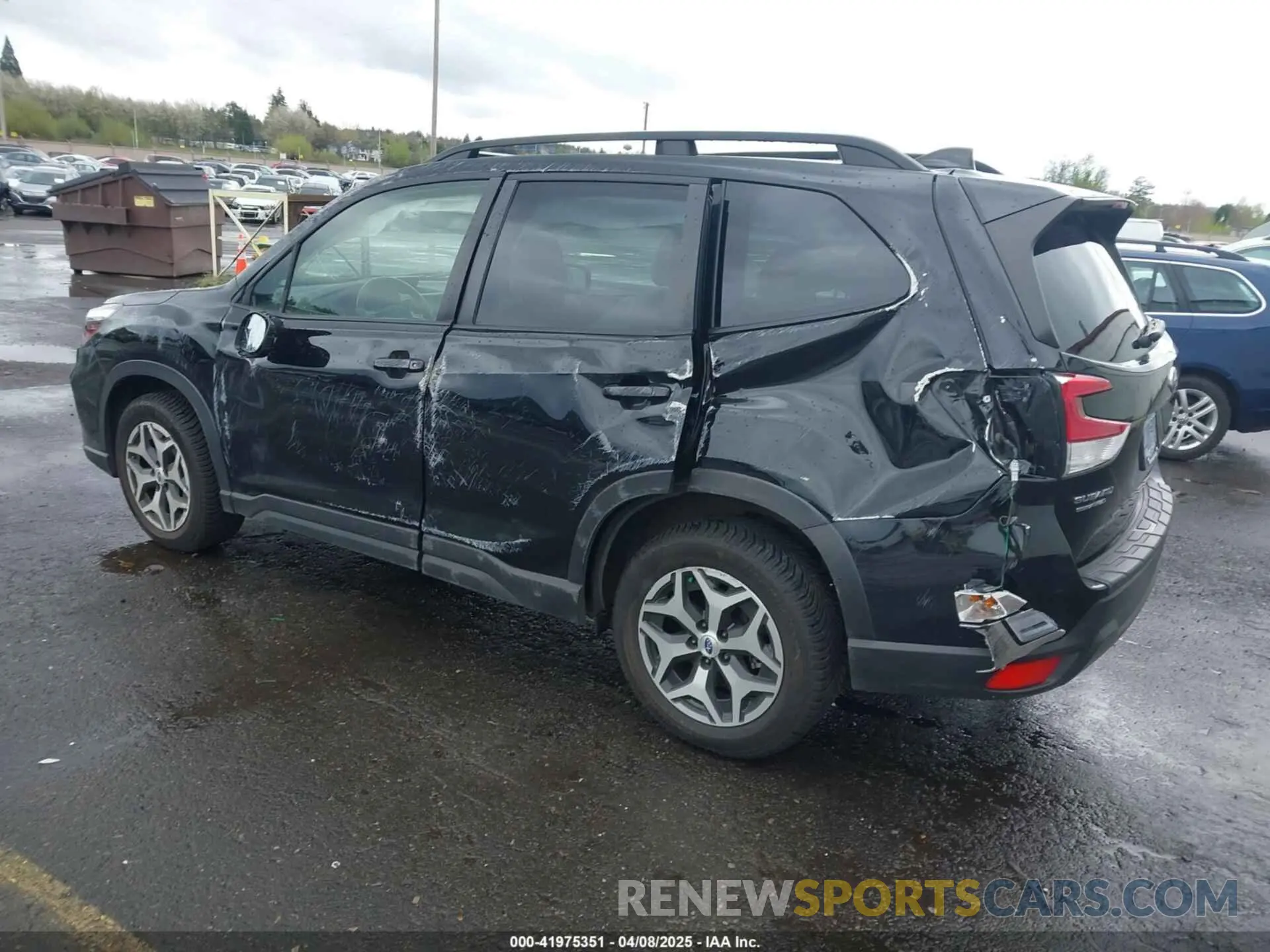 3 fotografías del automóvil dañado JF2SKAJC0MH496217 SUBARU FORESTER 2021