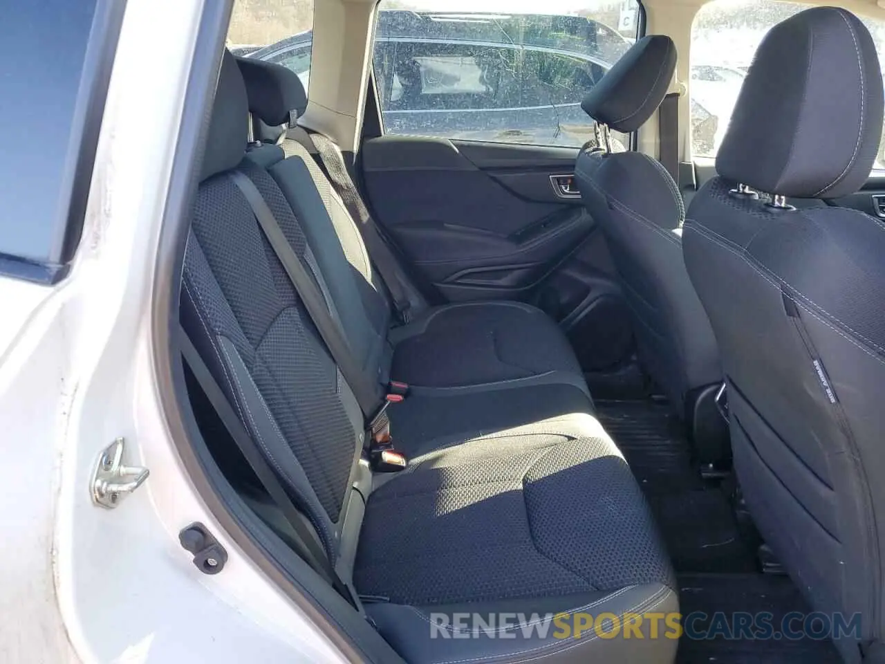 10 fotografías del automóvil dañado JF2SKAJC1MH569935 SUBARU FORESTER 2021