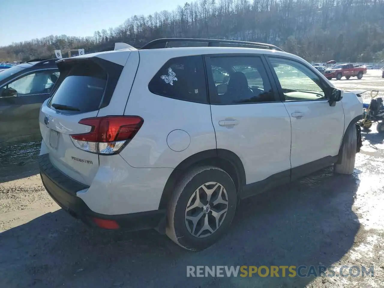 3 fotografías del automóvil dañado JF2SKAJC1MH569935 SUBARU FORESTER 2021