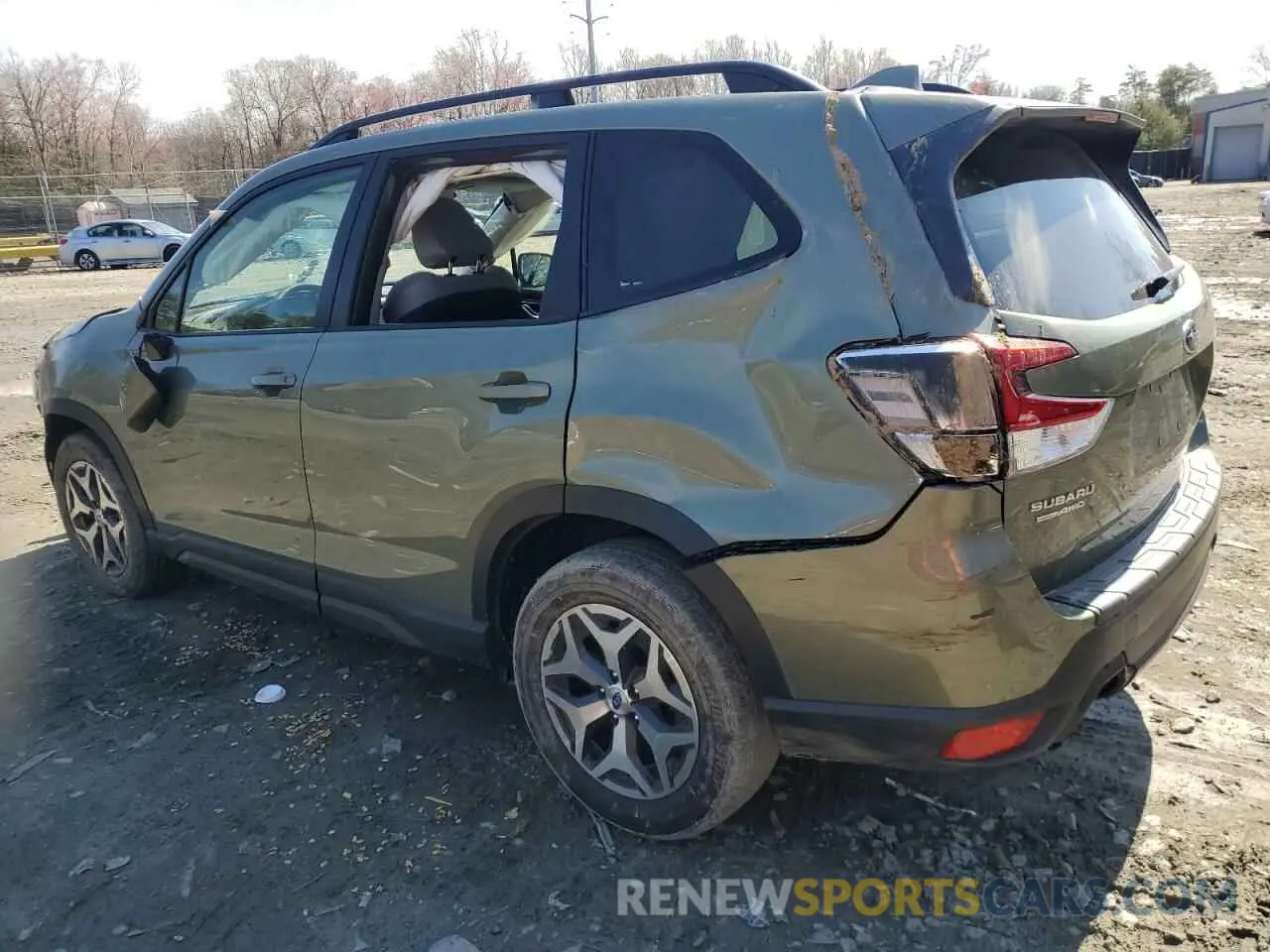 2 fotografías del automóvil dañado JF2SKAJC2MH495845 SUBARU FORESTER 2021