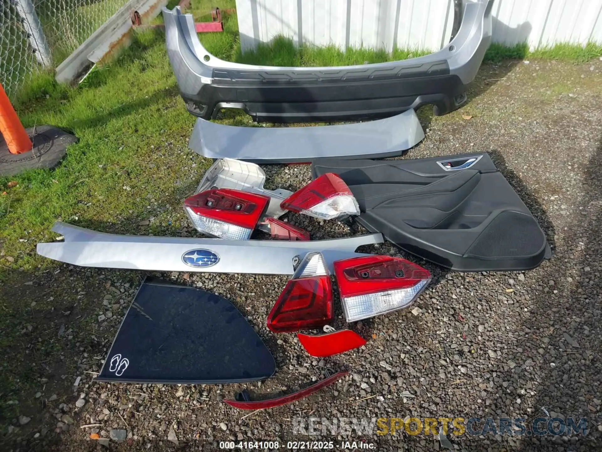 12 fotografías del automóvil dañado JF2SKAJC3MH406509 SUBARU FORESTER 2021