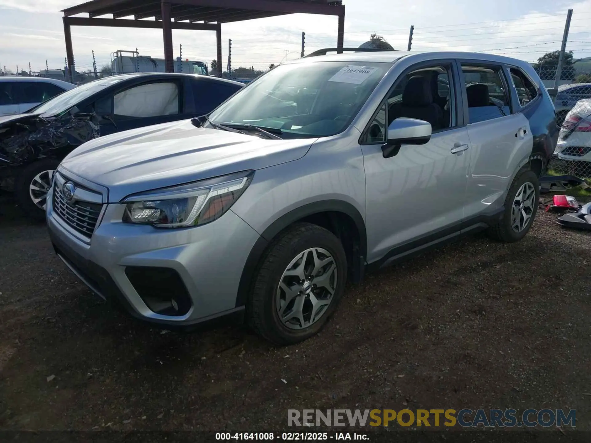 2 fotografías del automóvil dañado JF2SKAJC3MH406509 SUBARU FORESTER 2021
