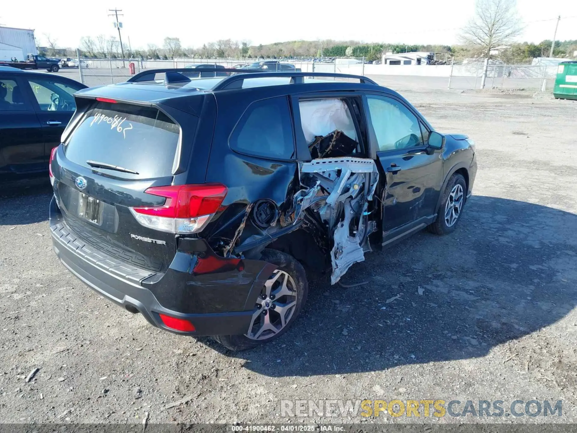 4 fotografías del automóvil dañado JF2SKAJC3MH443950 SUBARU FORESTER 2021