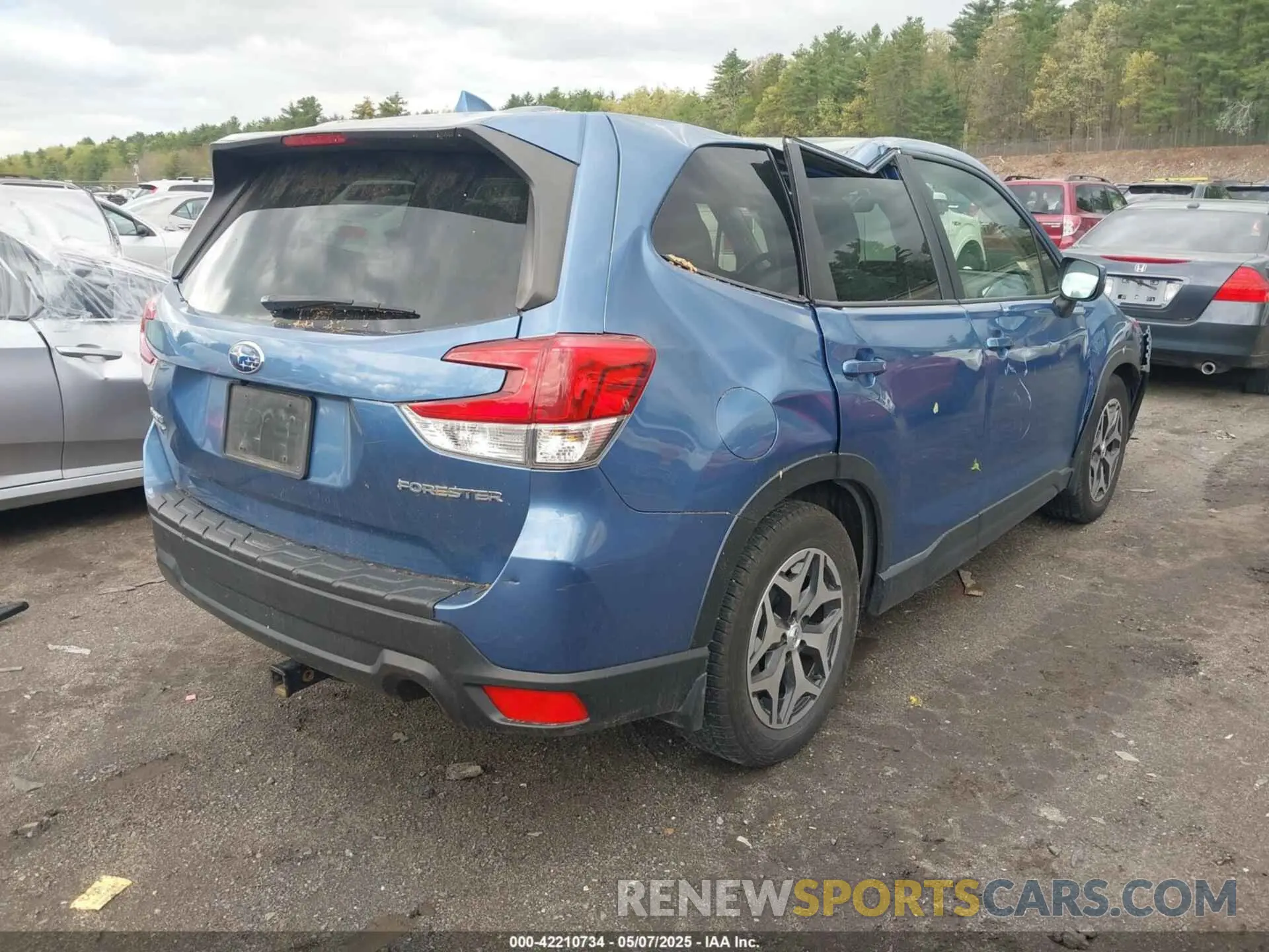 4 fotografías del automóvil dañado JF2SKAJC5MH436675 SUBARU FORESTER 2021
