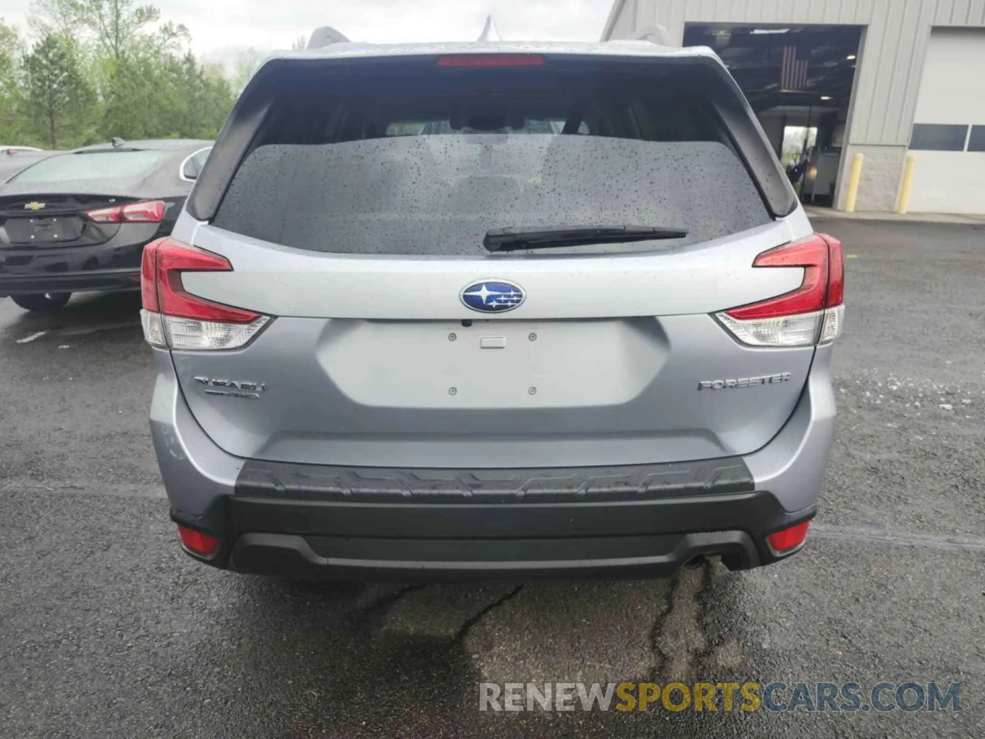 13 fotografías del automóvil dañado JF2SKAJC6MH586648 SUBARU FORESTER 2021