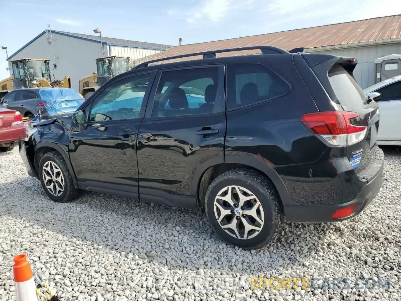 2 fotografías del automóvil dañado JF2SKAJC7MH470116 SUBARU FORESTER 2021