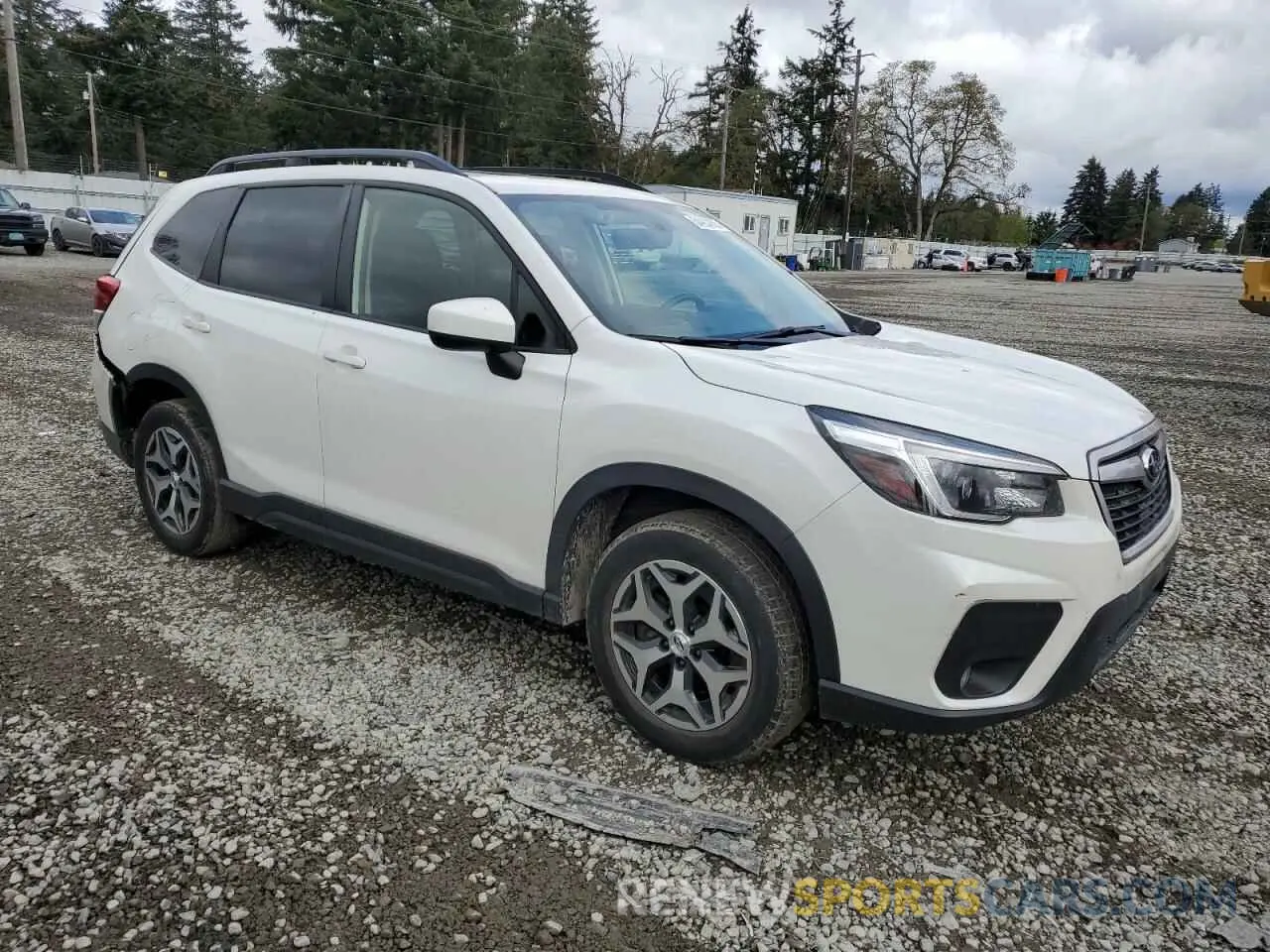4 fotografías del automóvil dañado JF2SKAJC9MH491629 SUBARU FORESTER 2021