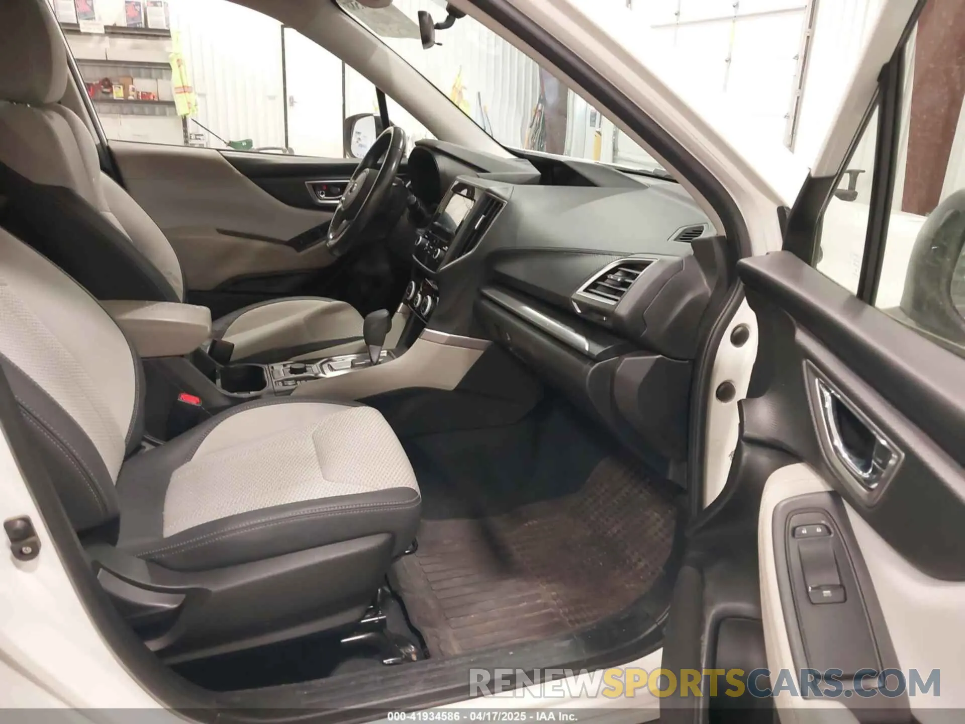 5 fotografías del automóvil dañado JF2SKAJCXMH462110 SUBARU FORESTER 2021