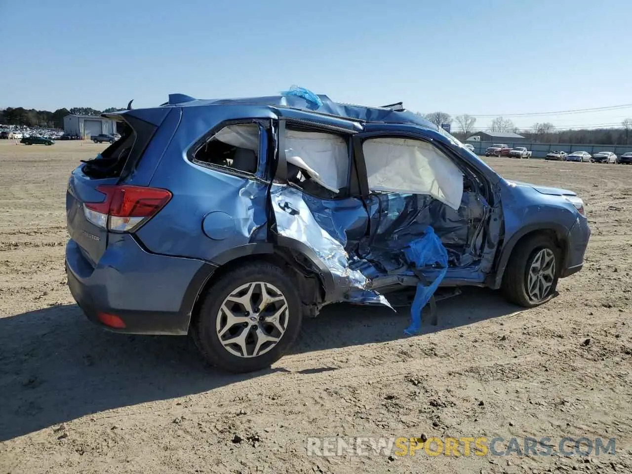 3 fotografías del automóvil dañado JF2SKAJCXMH475326 SUBARU FORESTER 2021