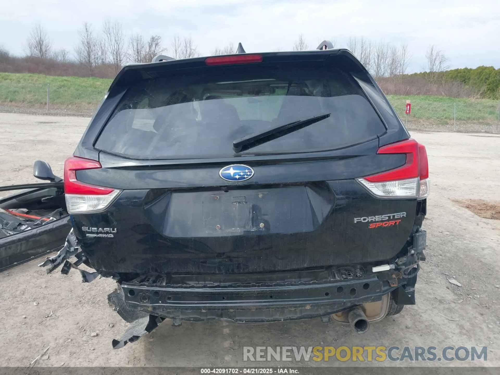 17 fotografías del automóvil dañado JF2SKALC4MH568288 SUBARU FORESTER 2021