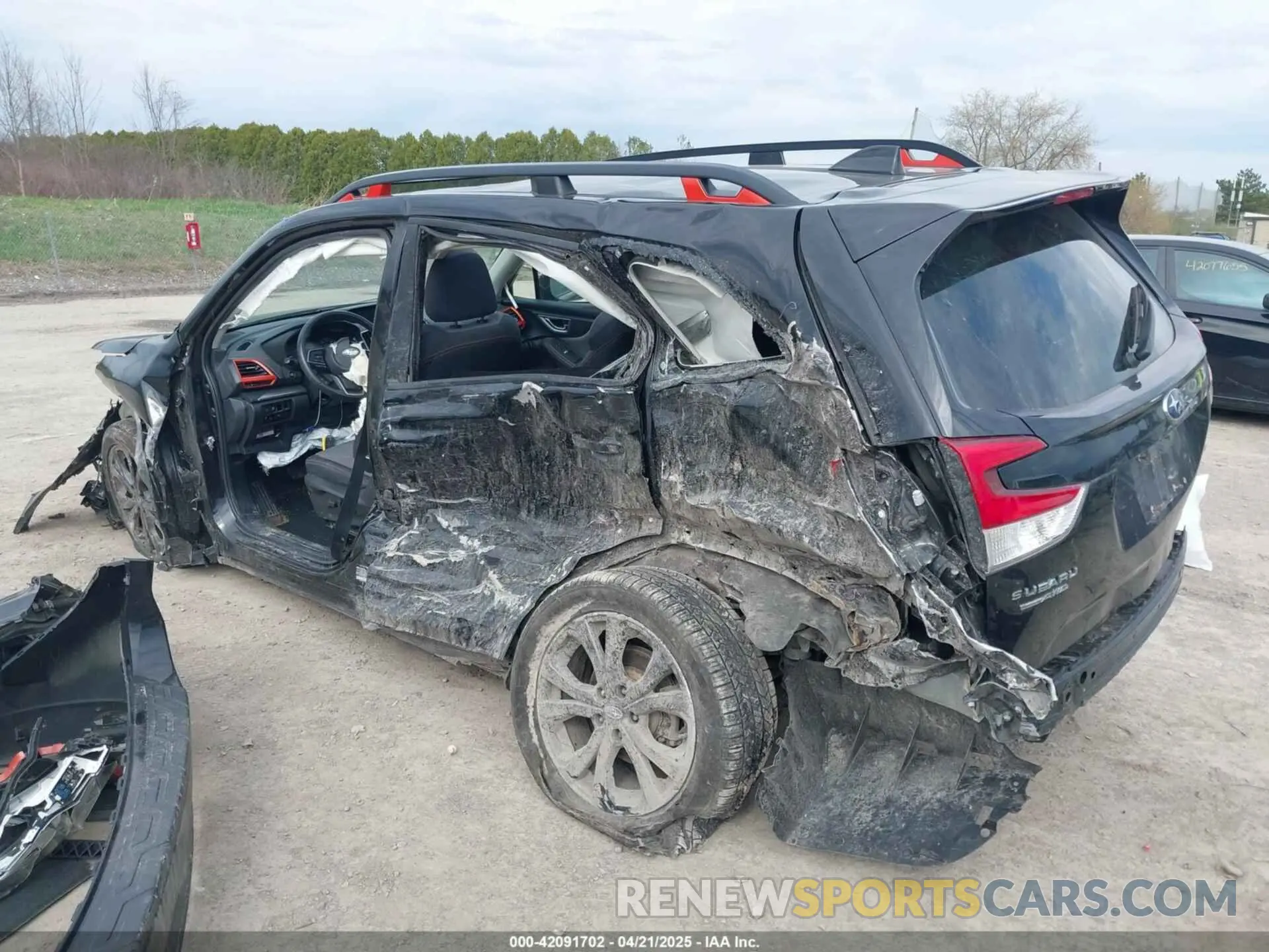 3 fotografías del automóvil dañado JF2SKALC4MH568288 SUBARU FORESTER 2021