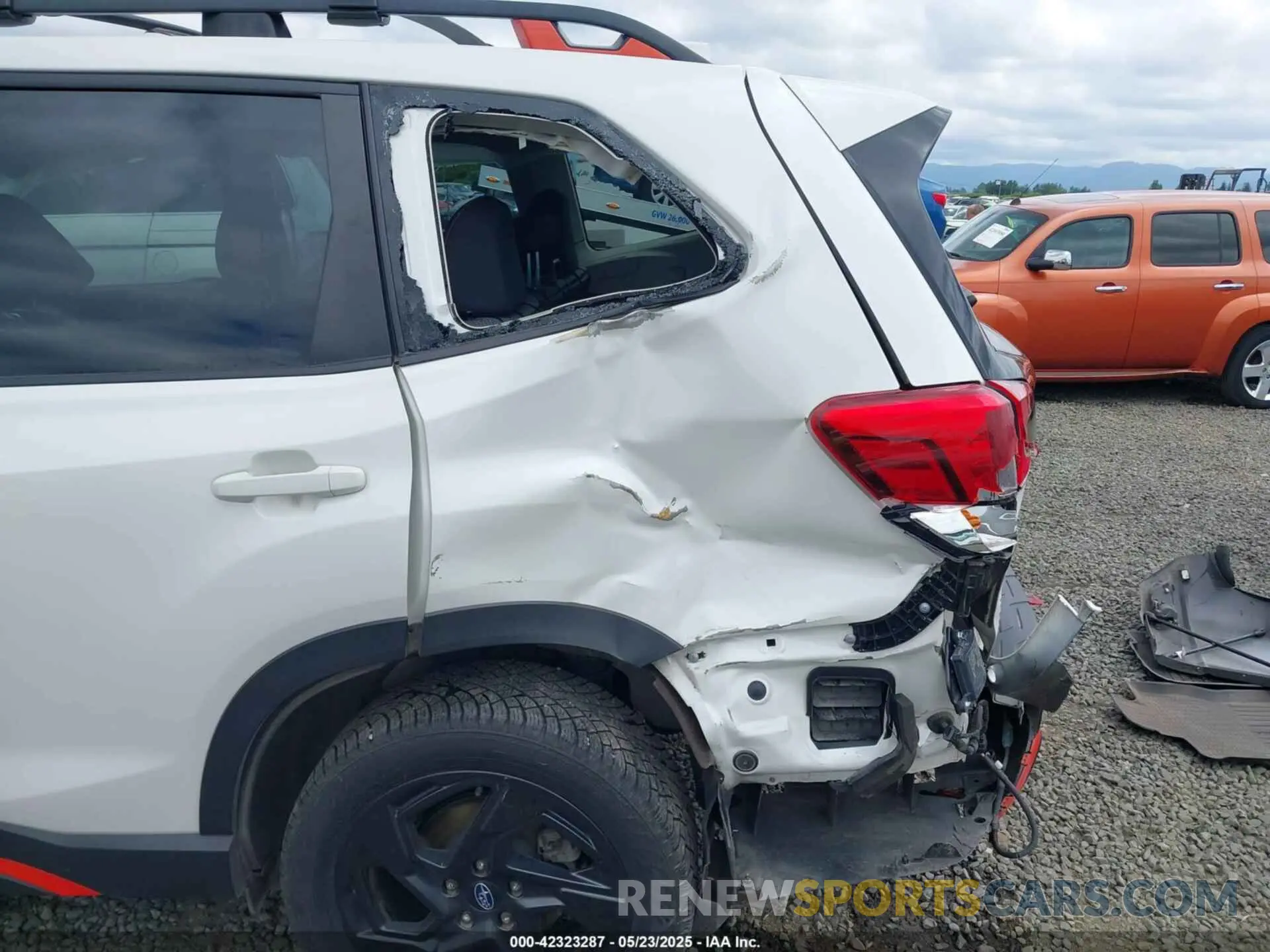 17 fotografías del automóvil dañado JF2SKARC0MH506247 SUBARU FORESTER 2021