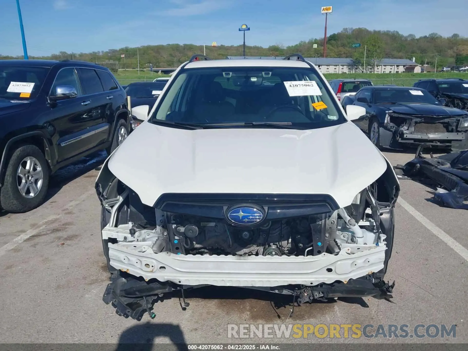 13 fotografías del automóvil dañado JF2SKARC3MH466651 SUBARU FORESTER 2021