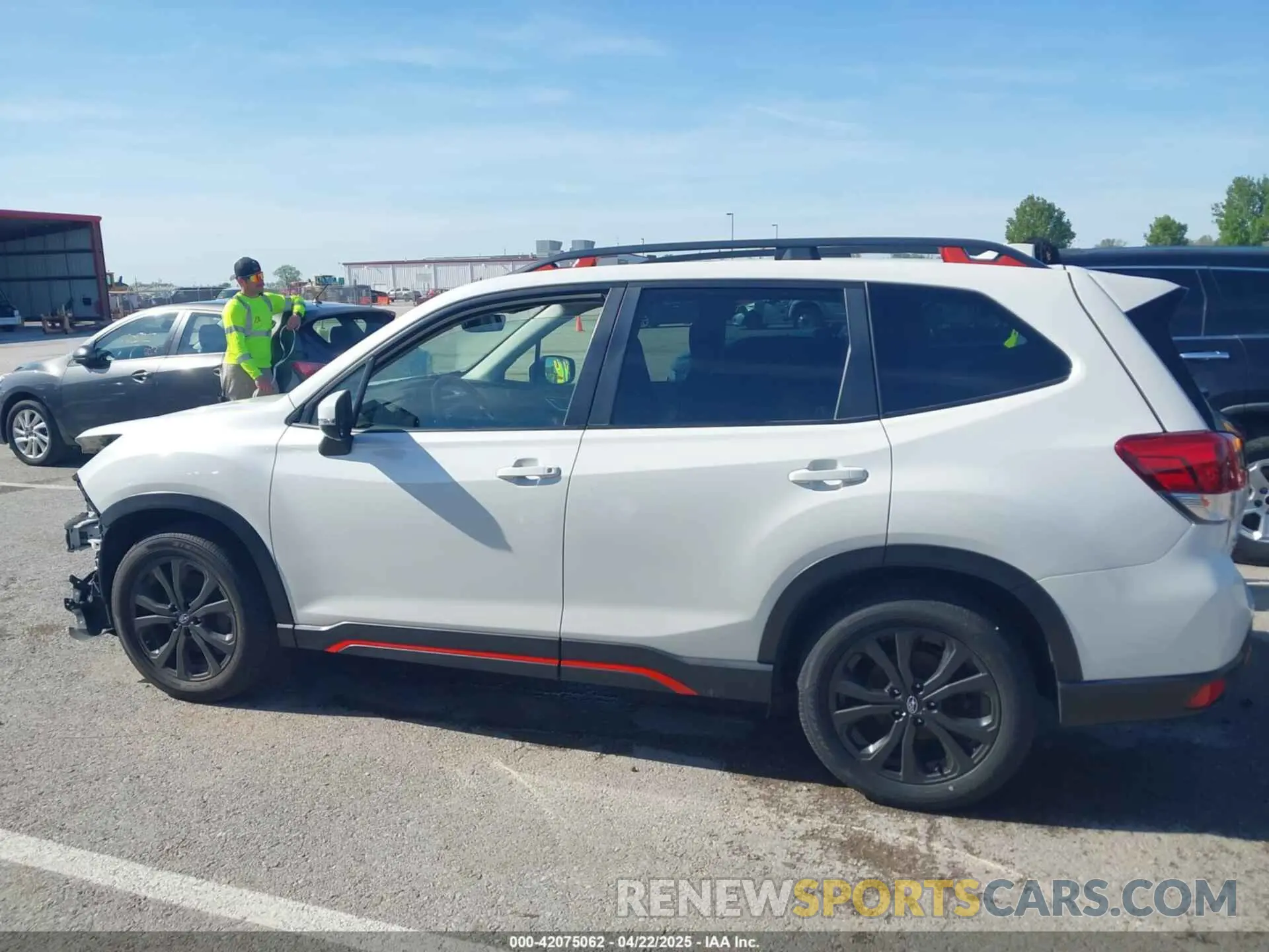 15 fotografías del automóvil dañado JF2SKARC3MH466651 SUBARU FORESTER 2021