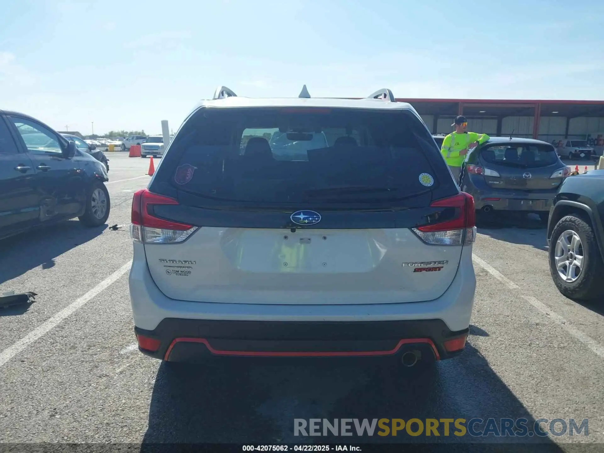 17 fotografías del automóvil dañado JF2SKARC3MH466651 SUBARU FORESTER 2021